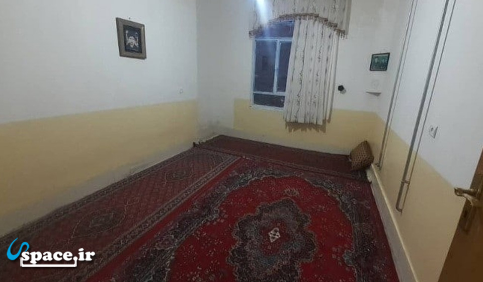 نمای داخلی اتاق خواب سوئیت طبقه اول خانه بومی شوان - سروآباد - اورامان تخت - روستای بلبر